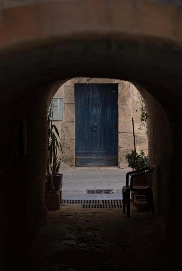 Appartamento Cosy Provencal Belgentier Esterno foto