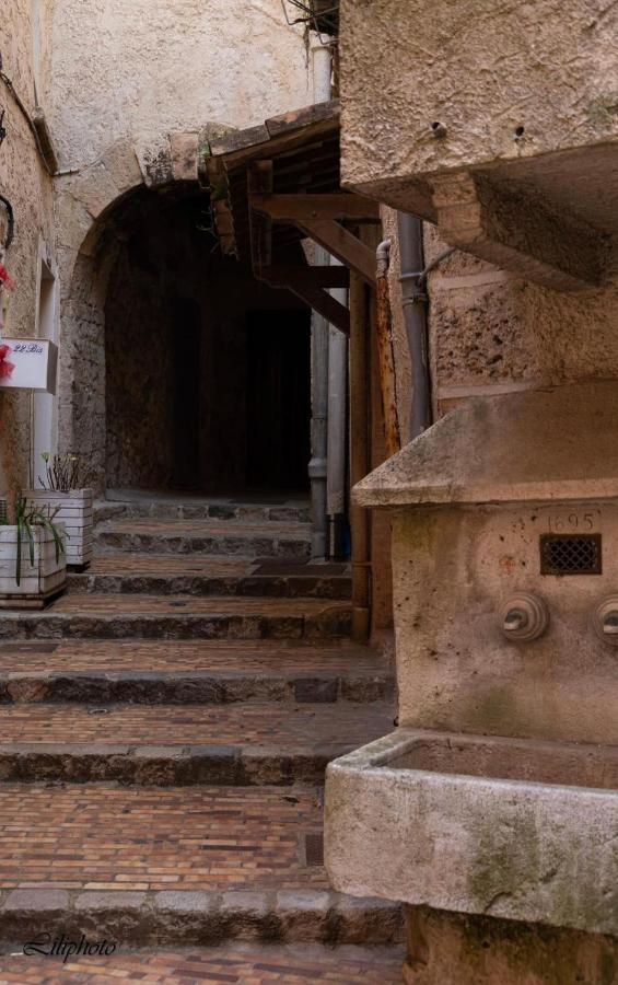 Appartamento Cosy Provencal Belgentier Esterno foto